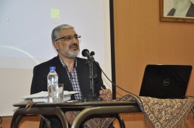 دکتر مسعودی در نمایشگاه کتاب دکتر مسعودی در نمایشگاه کتاب