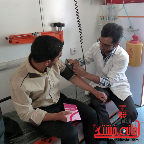 تست رایگان فشار خون و مشاوره پزشکی-رفسنجان (3)