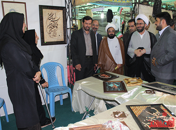 بازدید مسئولین از نمایشگاه بزرگ قرآن در رفسنجان