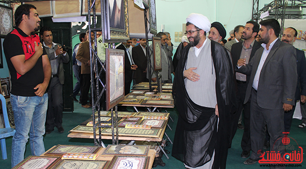 بازدید مسئولین از نمایشگاه بزرگ قرآن  و حجاب و عفاف در رفسنجان1