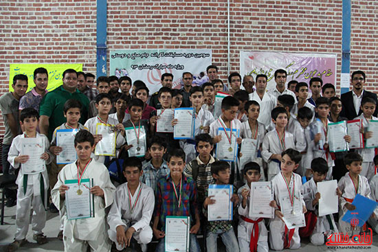 مسابقات کاراته جام صلح و دوستی در رفسنجان (8)