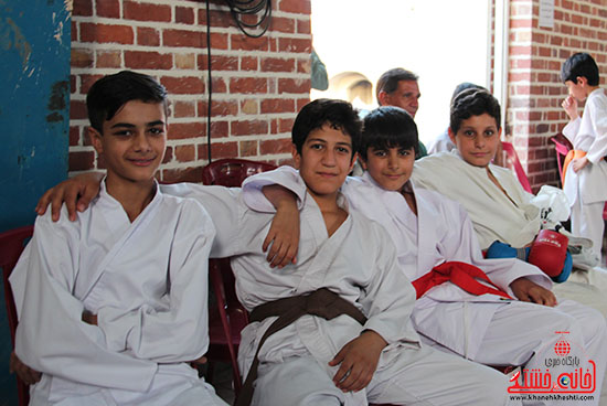 مسابقات کاراته جام صلح و دوستی در رفسنجان (9)