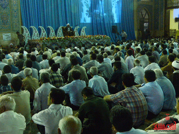 وداع  با ماه مبارک رمضان در مسجد جامع رفسنجان