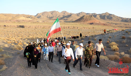 همایش بزرگ کوهپیمایی خانوادگی در رفسنجان-روز خبرنگار-شهید خبرنگار