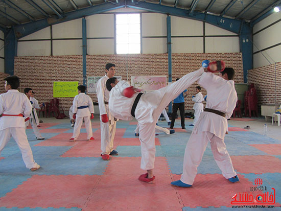 آماده سازی کاراته کاران نوجوان رفسنجانی برای حضور در مسابقات کشوری (4)