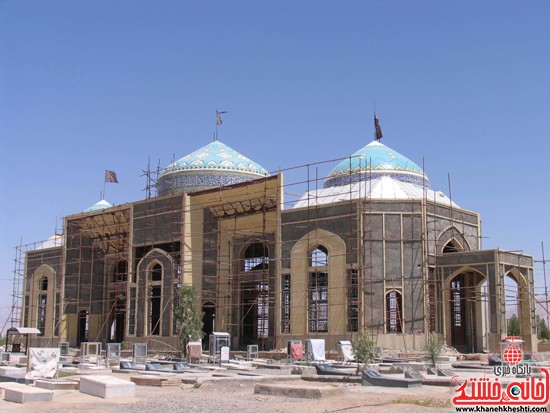 مقبره شهدای صفائیه-رفسنجان-خانه خشتی (۱)
