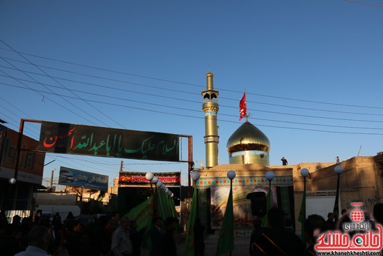 پرچم حرم امام حسین(ع) بر فراز گنبد مسجد صاحب الزمان (عج) هیئت کاظمیه رفسنجان (۱۴)