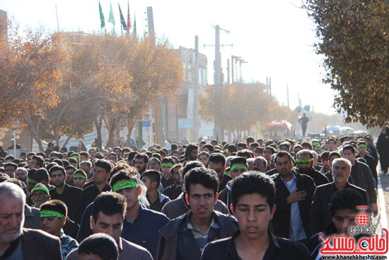 پیاده روی اربعین حسینی با حضور کاروان رهپویان کربلا در رفسنجان (۱۱)