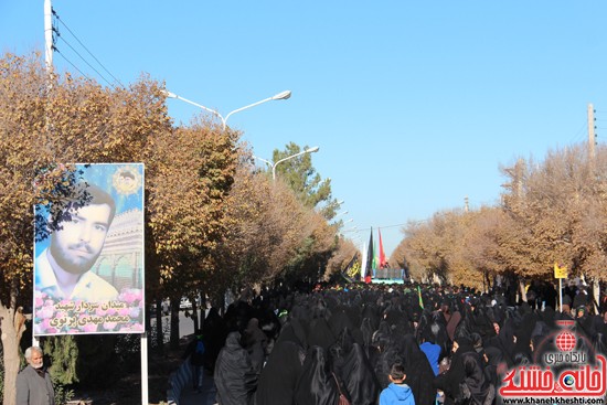 پیاده روی اربعین حسینی با حضور کاروان رهپویان کربلا در رفسنجان (۹)
