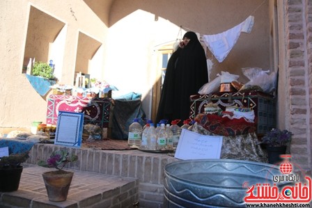 نمایشگاه بشری -کاروانسرای شاه عباسی-رفسنجان-خانه خشتی (۲۲)