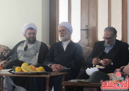 یدار مسئولین با خانواده های شهدا در دهه فجر (۲)