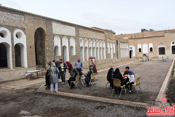 بازدید مسارفان نوروزی ار خانه حاج آقا علی-خانه خشتی-رفسنجان (۳)