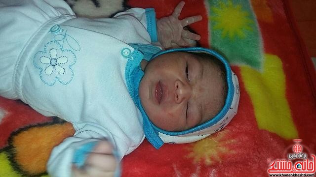 اولین نوزاد سال ۹۵ در رفسنجان-خانه خشترفسنجان
