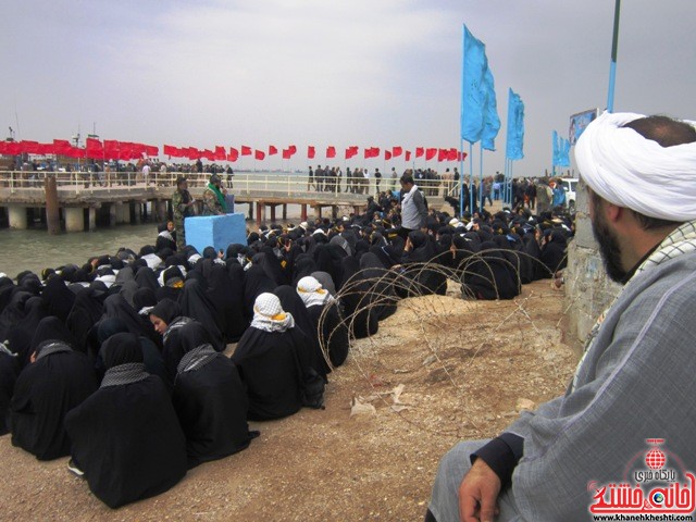 بازدید دانشجویان دختر بسیجی از مناطق عملیاتی جنوب_خانه خشتی_رفسنجان_ بهناز شریفی (۱۰)