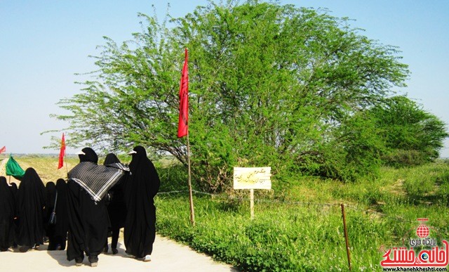 بازدید دانشجویان دختر بسیجی از مناطق عملیاتی جنوب_خانه خشتی_رفسنجان_ بهناز شریفی (۲۹)