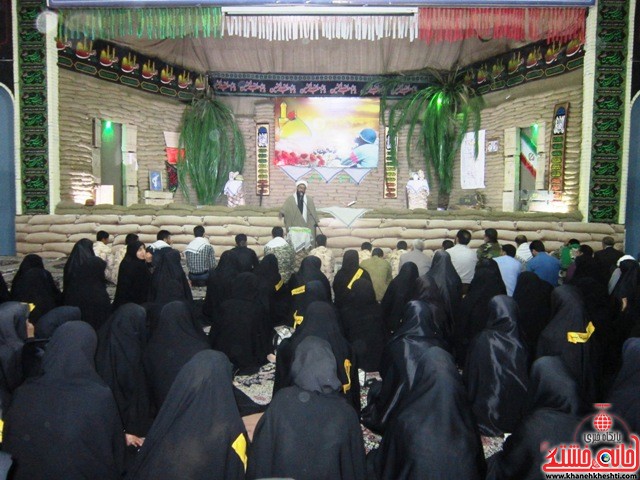 بازدید دانشجویان دختر بسیجی از مناطق عملیاتی جنوب_خانه خشتی_رفسنجان_ بهناز شریفی (۹)