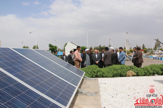 بازدیداز سایت خورشیدی دانشگاه ولیعصر(عج) رفسنجان توسط وزیر آموزش پرورش و هیئت همراه