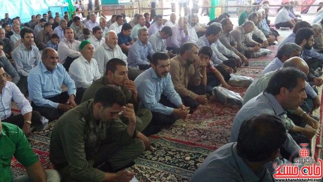 اقامه اولین نمازجمعه در مصلی جدید شهر صفائیه (۱)