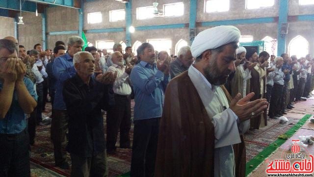 اقامه اولین نمازجمعه در مصلی جدید شهر صفائیه (۲)