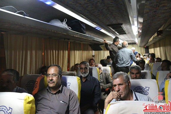 بسیجیان رفسنجان عازم مرقد امام(ره) شدند 