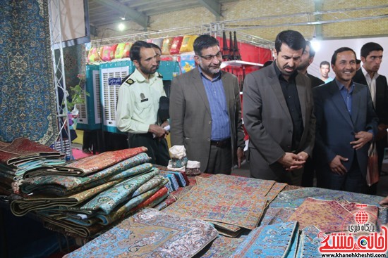 بازدید مسئولین از نمایشگاه قرآن، مائده های آسمانی و صنایع دستی در رفسنجان