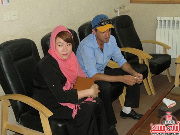 تشرف بانوی کره ای به دین اسلام در دفتر امام جمعه رفسنجان