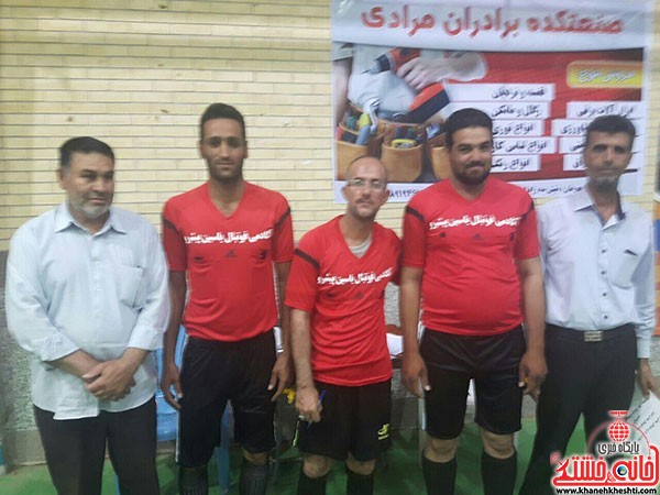 آغاز مسابقات فوتسال جام رمضان در شهر بهرمان (۴)