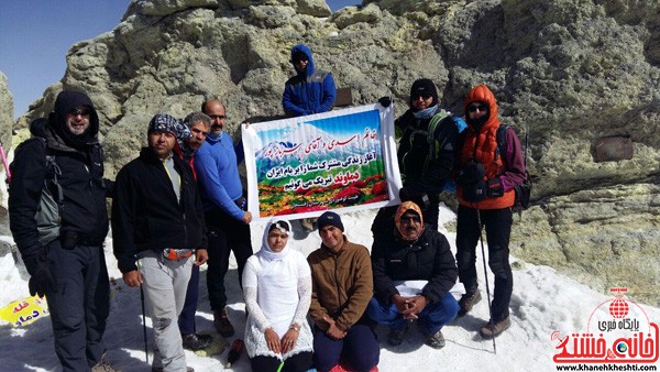مراسم ازدواج دو کوهنورد رفسنجانی بر بام ایران