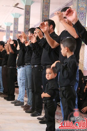 حضور نوجوانان در مراسم تاسوعای حسینی در رفسنجان