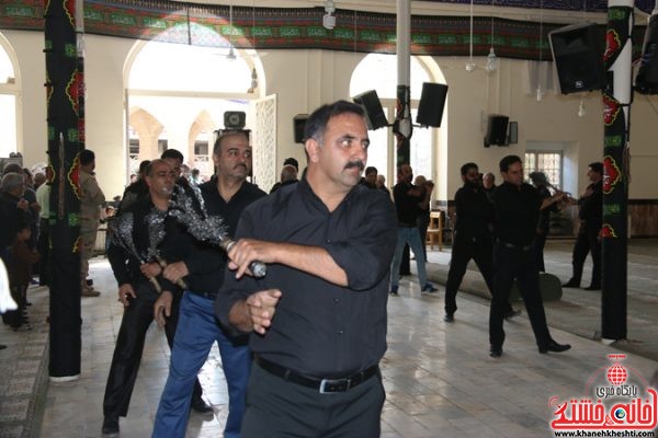 حضور هیئت های مذهبی و مردم شهرستان رفسنجان در روز تاسوعا حسینی در مسجد جامع و امام خمینی (ره)