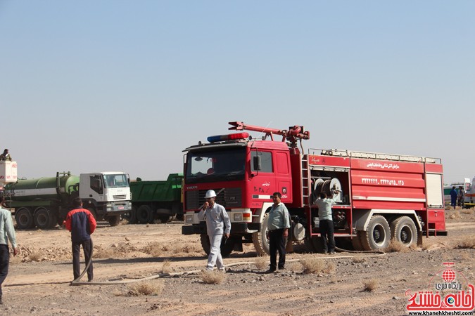 مانور پارگی و انفجار خطوط لوله و نفت در رفسنجان 