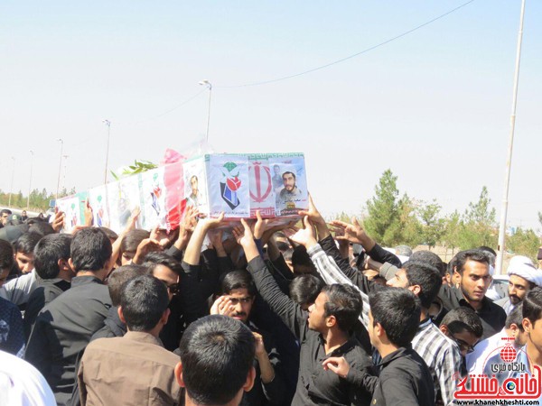 وداع با پیکر اولین شهید روحانی مدافع حرم در رفسنجان