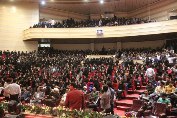 جشن بزرگداشت رو دانشجو در دانشگاه ولیعصر(عج)
