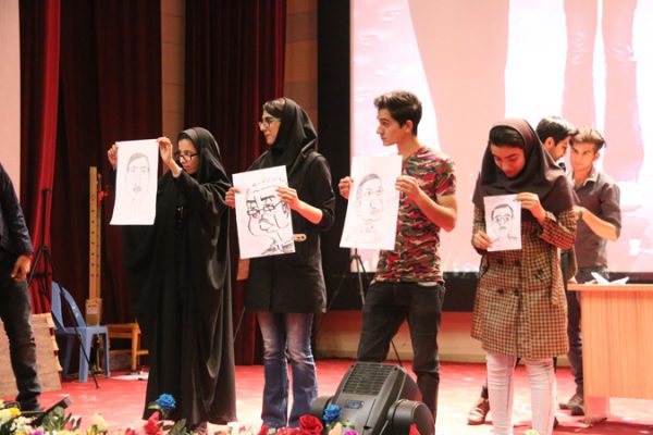 جشن بزرگداشت رو دانشجو در دانشگاه ولیعصر(عج)-کاریکاتور رئیس دانشگاه