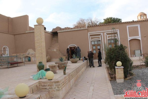 نمایشگاه گروهی خط ، نقاشی و مجسمه در رفسنجان