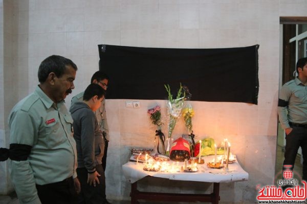  همدردی مردم رفسنجان با خانواده‌های شهدای آتش‌نشان با حضور در ایستگاه‌ آتش‌نشانی شماره 3 شهرستان رفسنجان