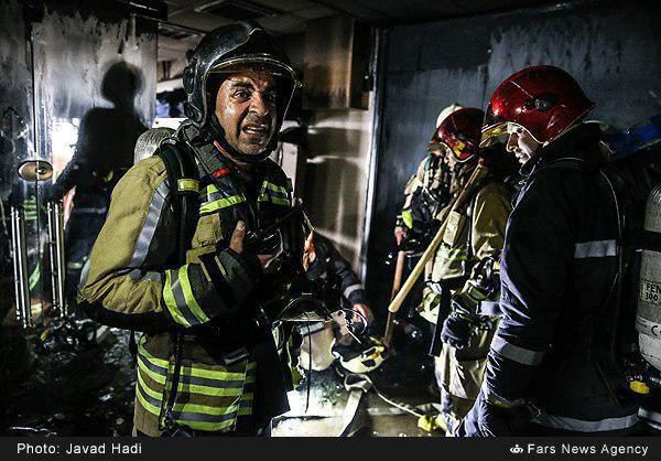 حضور آتش‌نشانان در ساختمان پلاسکو از قبل از فروریختن ساختمان