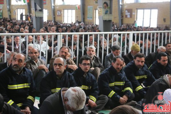 حضور اتش نشانان در نماز جمعه مصلی بزرگ امام خامنه ای رفسنجان