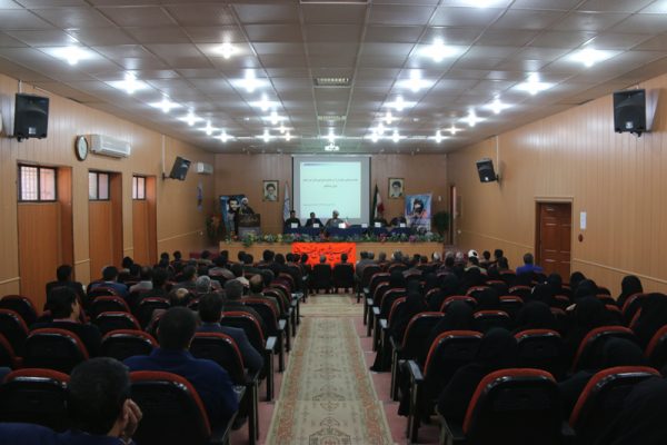 مجمع بسیج شهرستان رفسنجان با حضور اعضاء و جمعی از بسیجیان شهرستان در محل سالن ذکریا