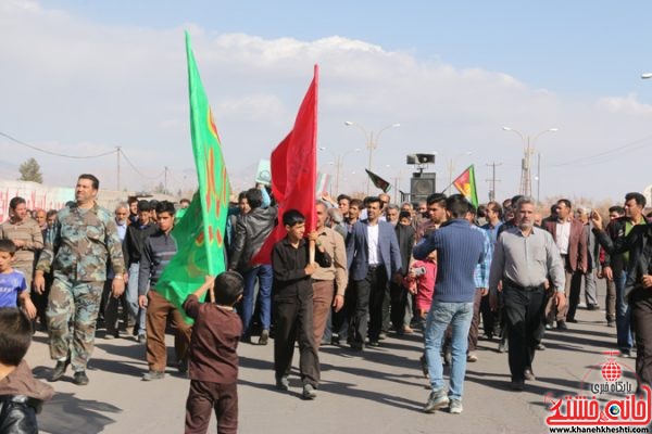 استقبال مردم روستای کبوترخان رفسنجان از کاروان شهدای گمنام و شهید غواص