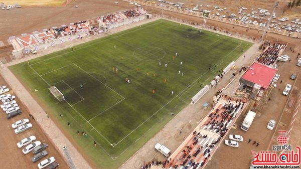 تصویر هوایی از دربی استانی مس رفسنجان و مس کرمان در ورزشگاه شهدای صنعت مس