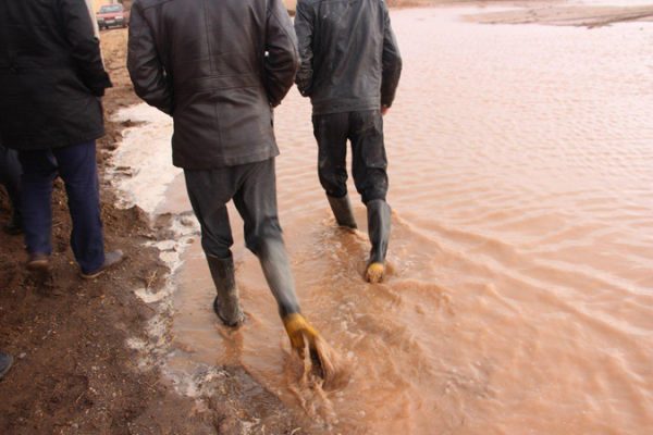 جاری شدن سیل در روستای ناصریه رفسنجان