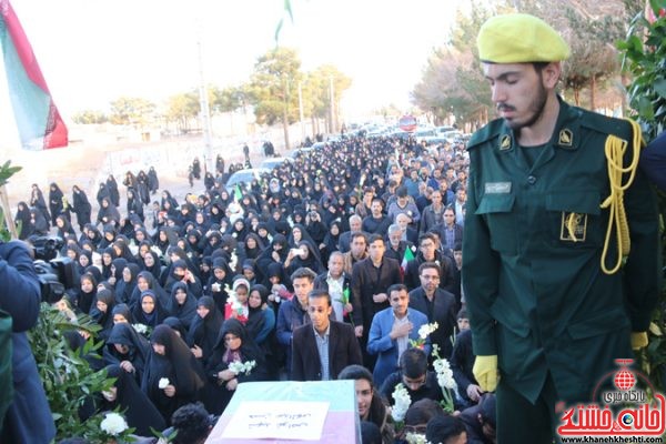 لحظات ناب استقبال از کاروان شهدای گمنام و شهید غواص حسن عبداللهی در رفسنجان