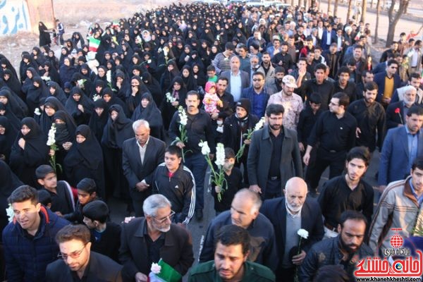 لحظات ناب استقبال از کاروان شهدای گمنام و شهید غواص حسن عبداللهی در رفسنجان