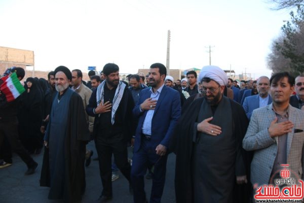 حضور امام جمعه و فرماندار رفسنجان در مراسم استقبال از شهدا در رفسنجان