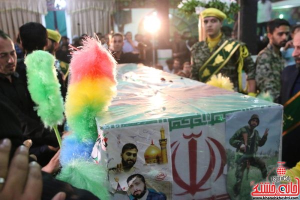 استقبال از شهید مدافع حرم حامد بافنده در میدان انقلاب رفسنجان
