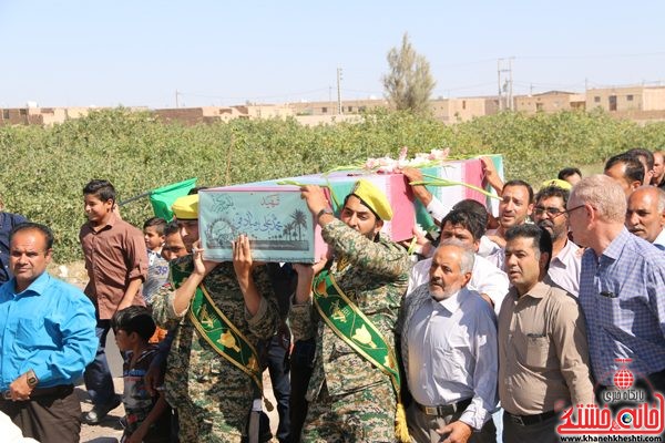 لحظات ناب استقبال از شهید محمد علی محمد صادقی در رفسنجان روستای جعفر اباد نوق دهستان رضوان