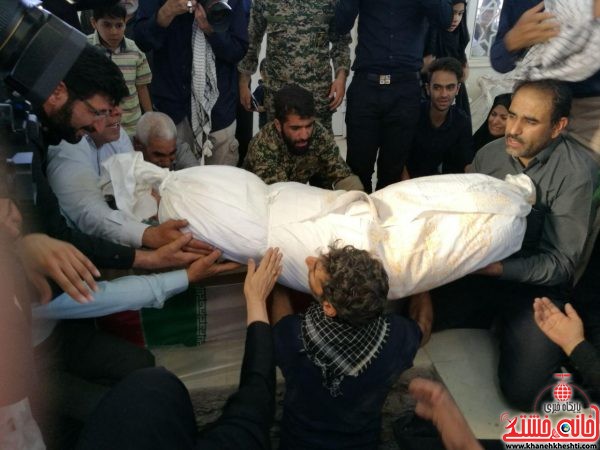 مراسم تشییع و تدفین شهید محمد علی محمد صادقی در رفسنجان