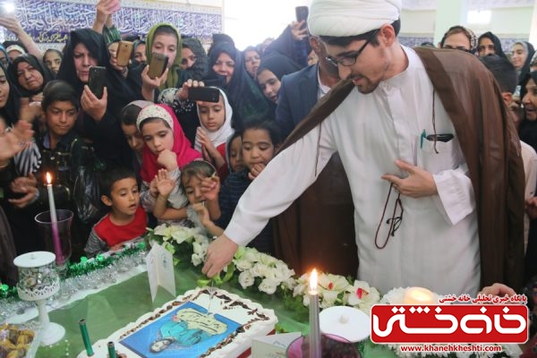 مراسم جشن تولد شهید ابراهیم هادی در جوار حرم مطهر شهدای گمنام روستای عرب آبادشهید رفسنجان