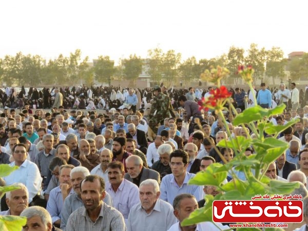 اقامه نماز عید فطر در مصلی امام خامنه ای (مدظله العالی) شهرستان رفسنجان با حضور مردم شهید پرو و مسئولین شهرستان